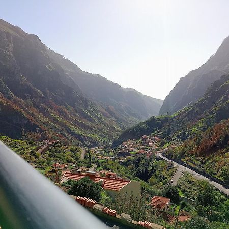 Green Valley House Madeira 리베이라브라바 외부 사진