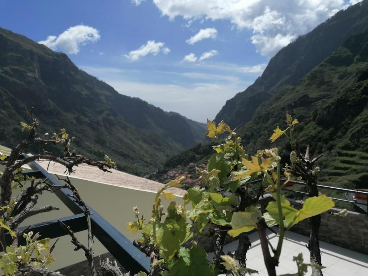 Green Valley House Madeira 리베이라브라바 외부 사진