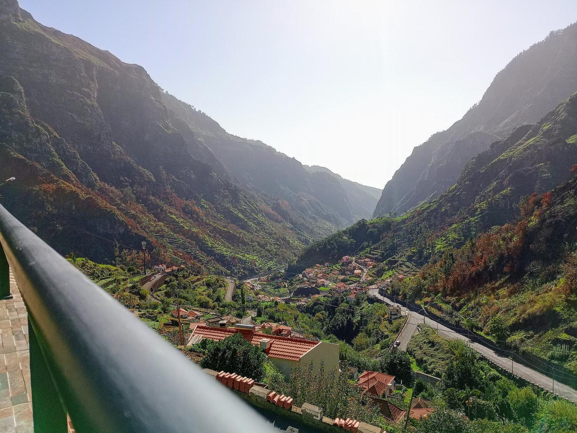 Green Valley House Madeira 리베이라브라바 외부 사진